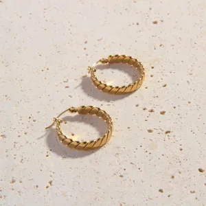 Carlotta Hoops