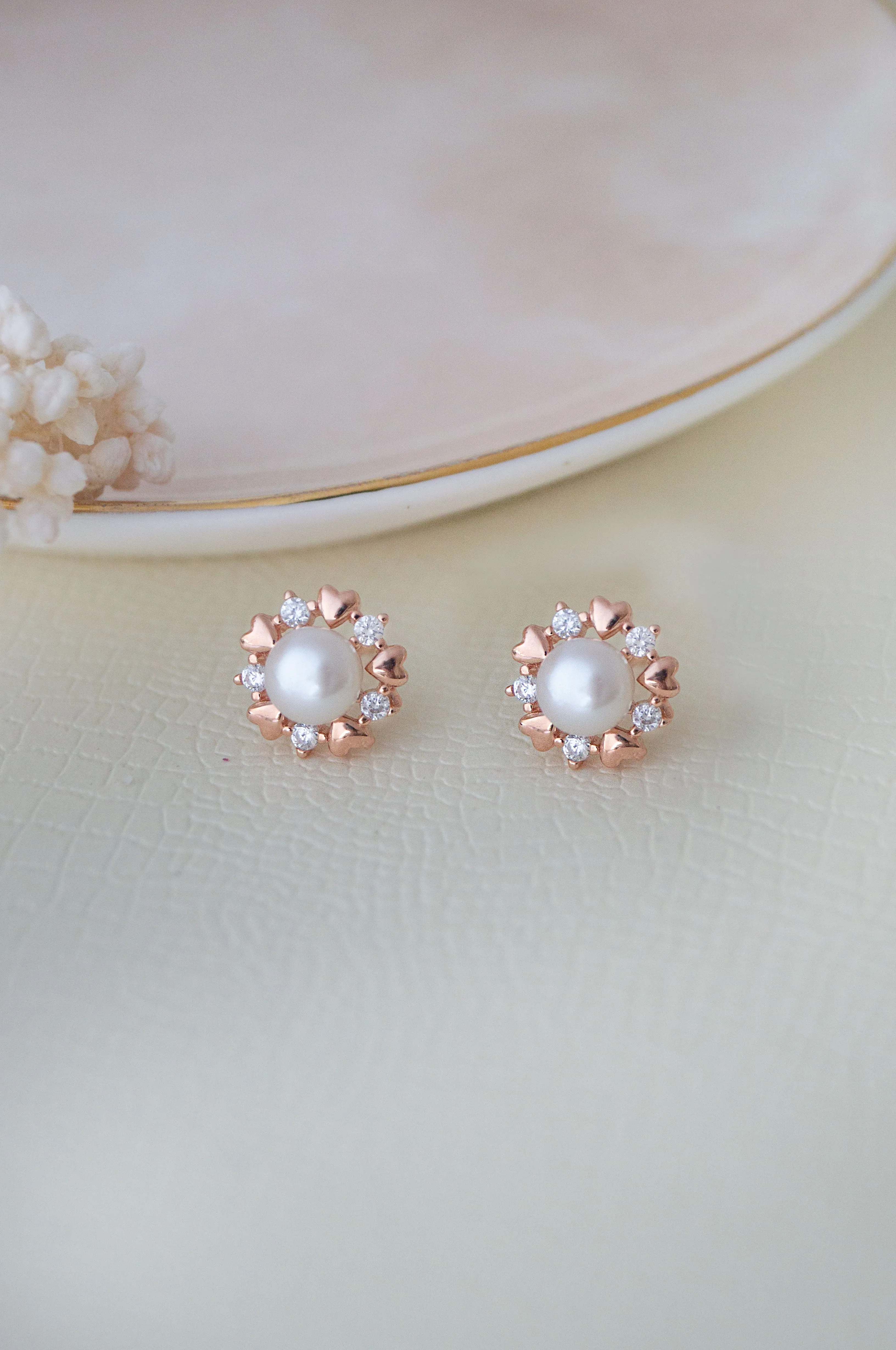 Heart Around You Pearl Rose Gold Plated Sterling Silver Earrings