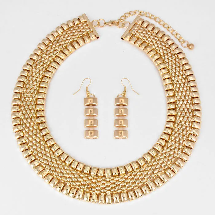 iLLASPARKZ Chunky Metal Collar Necklace