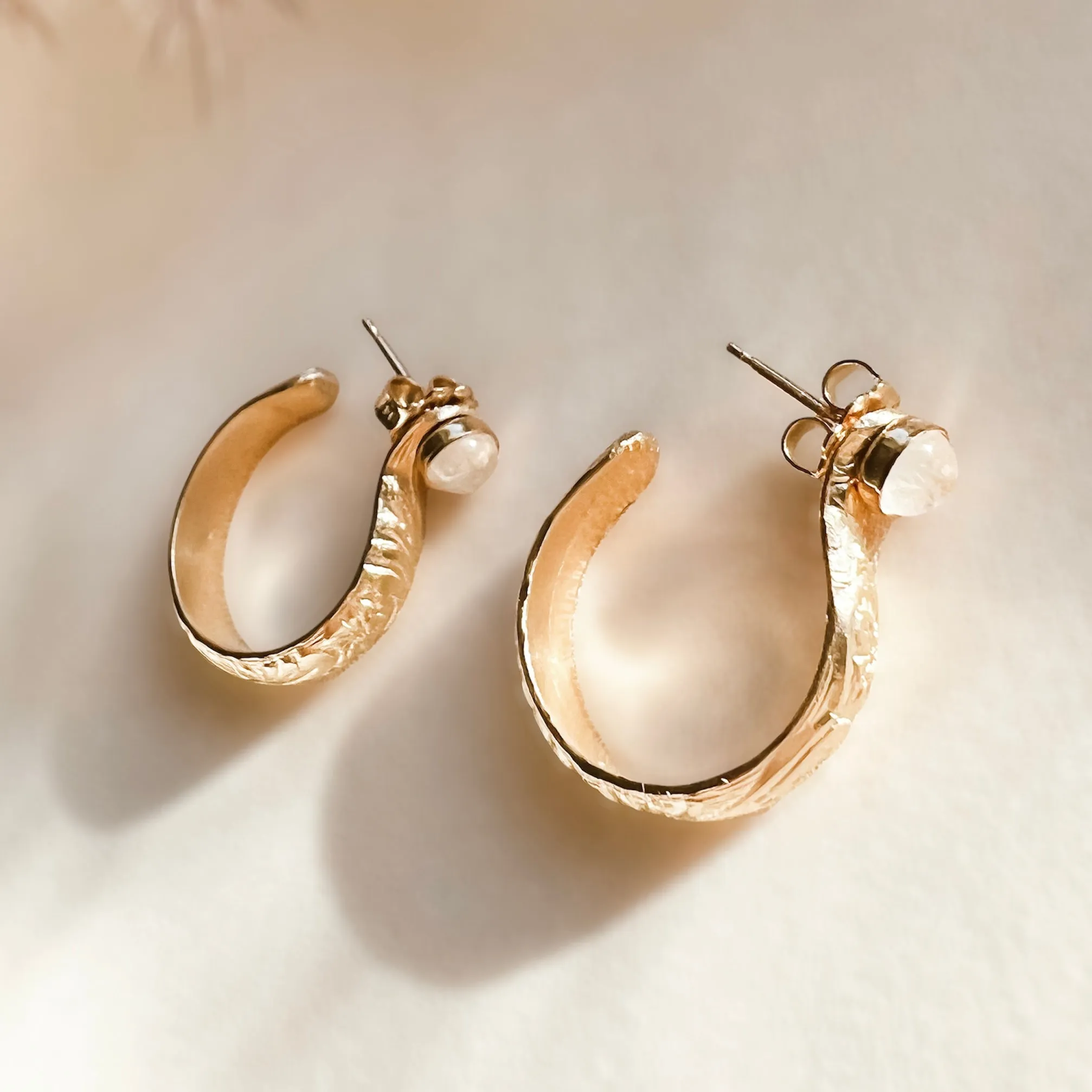 MOJAVE HOOP EARRINGS