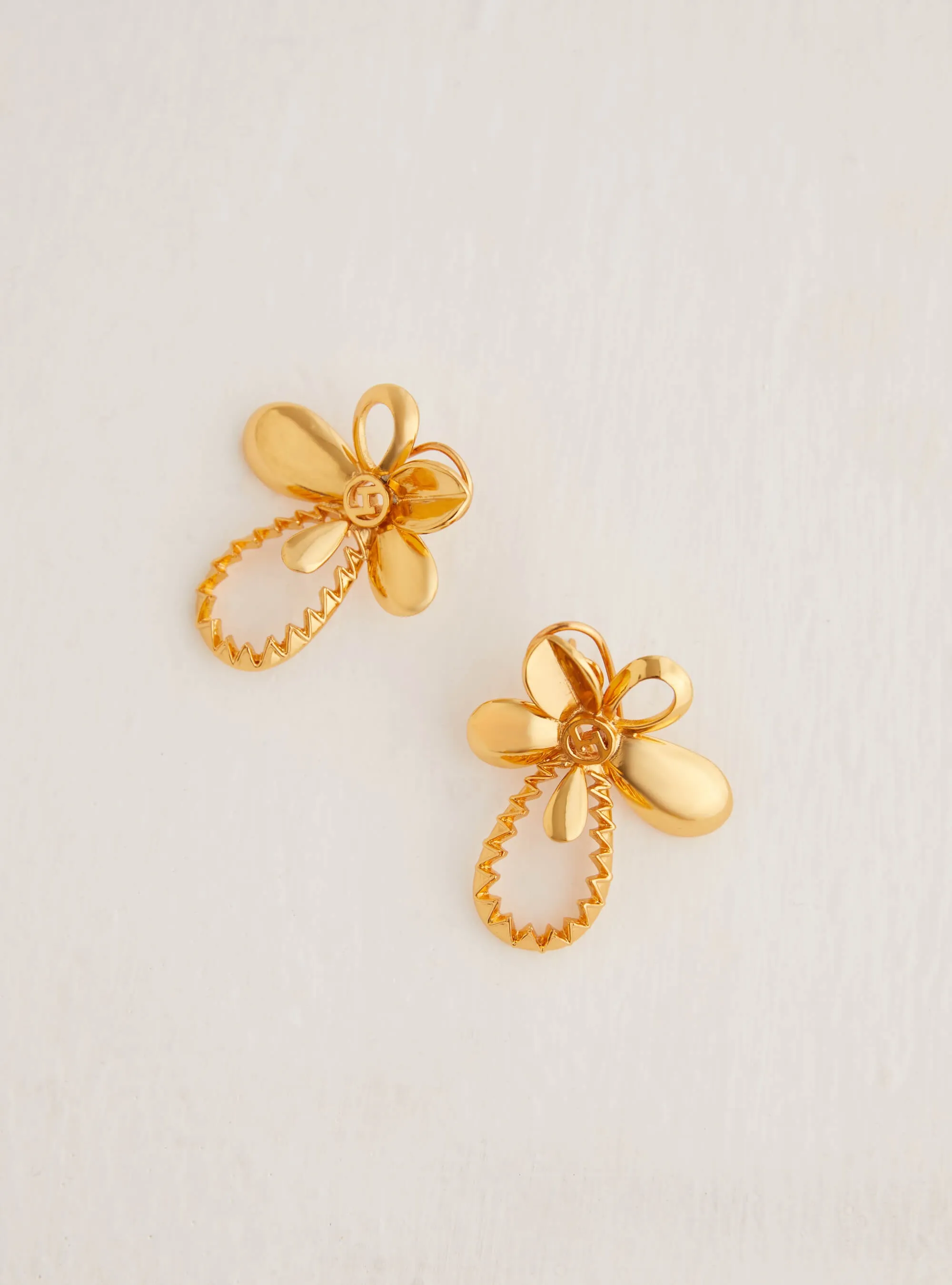 OH Poppi Tuberose Stud Earrings