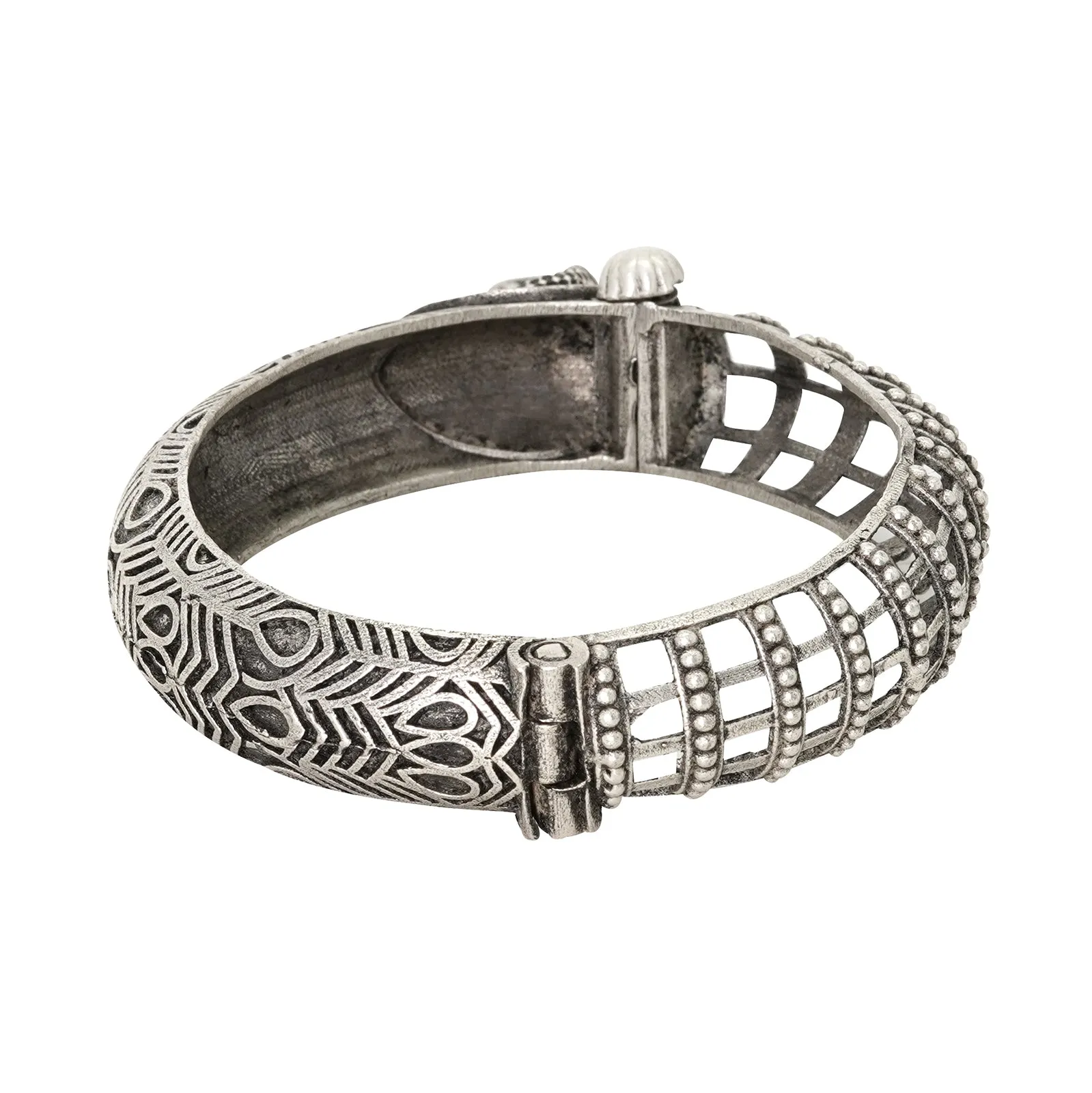 Teejh Aishay Silver Oxidised Bangle