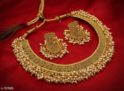 Trendy Alloy Necklace Set